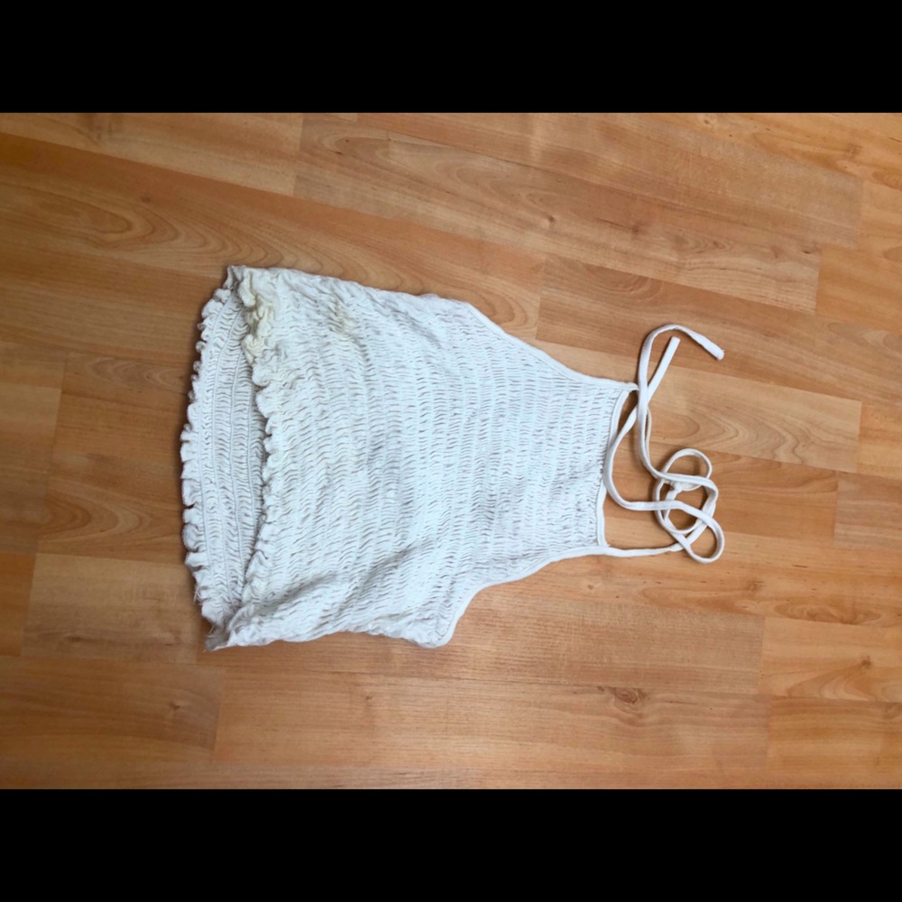 White ribbed tank top, with tie